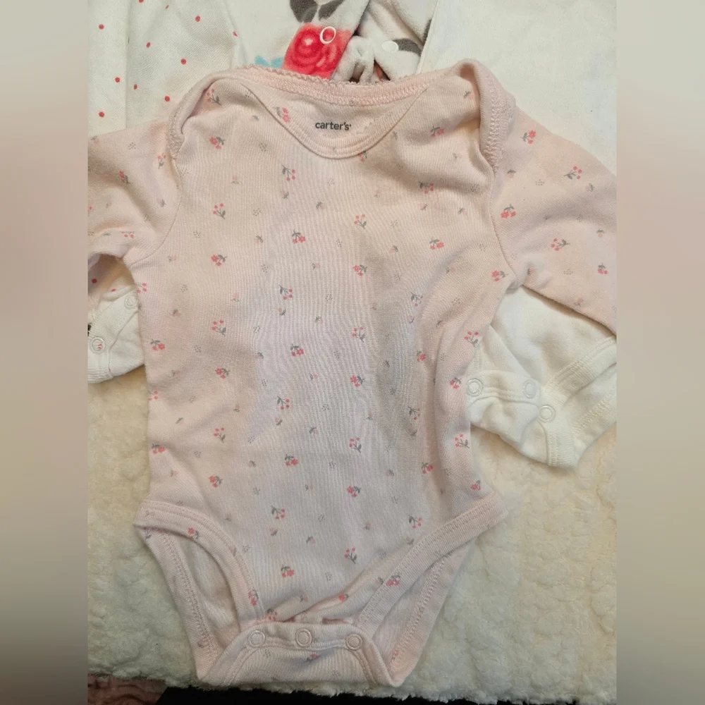 Baby Girl 4 Pc Bundle Carter’s 3M Floral Onesies Sleeper Pink